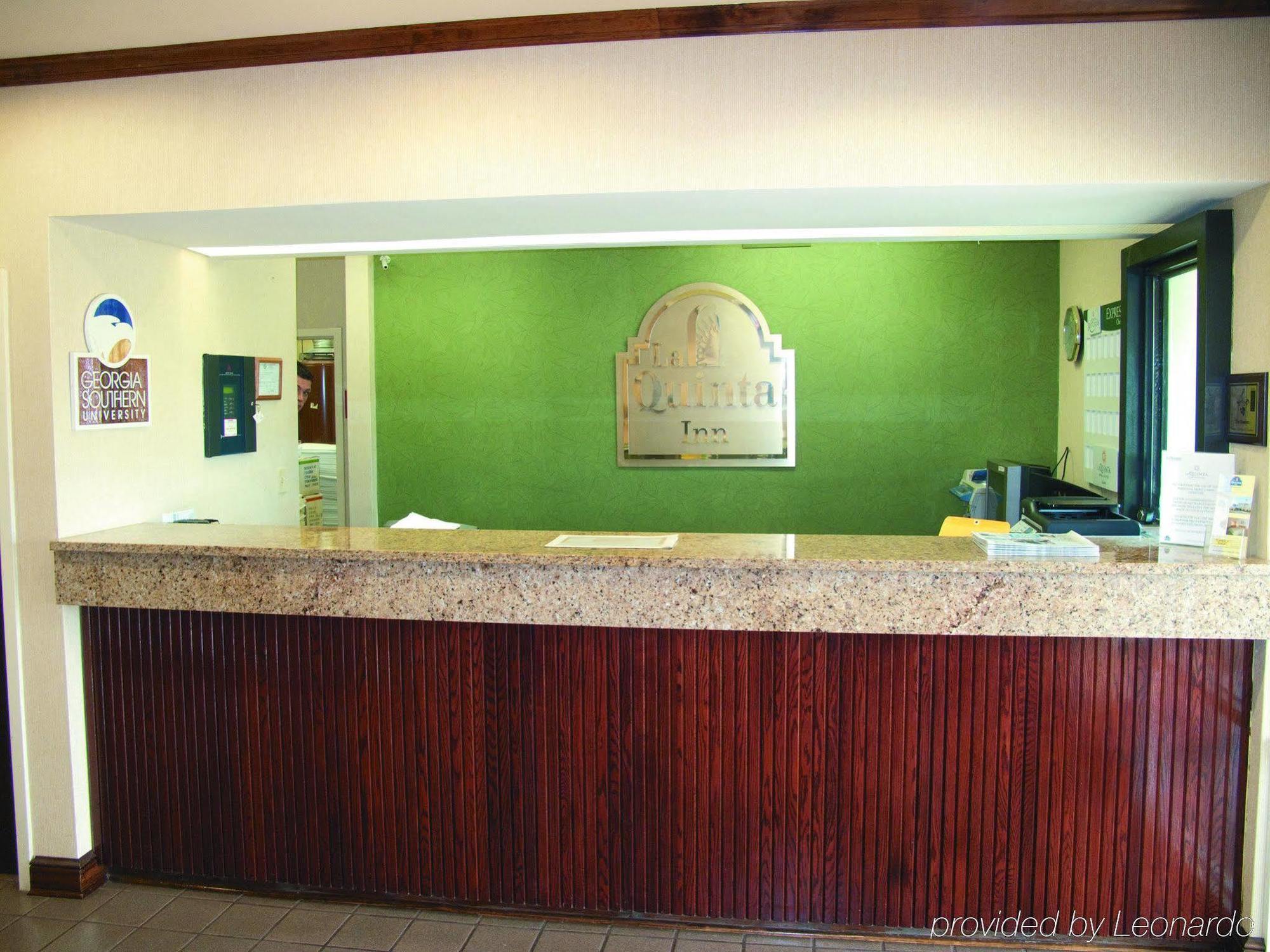 Eagles Nest Inn Стейтсбъро Екстериор снимка